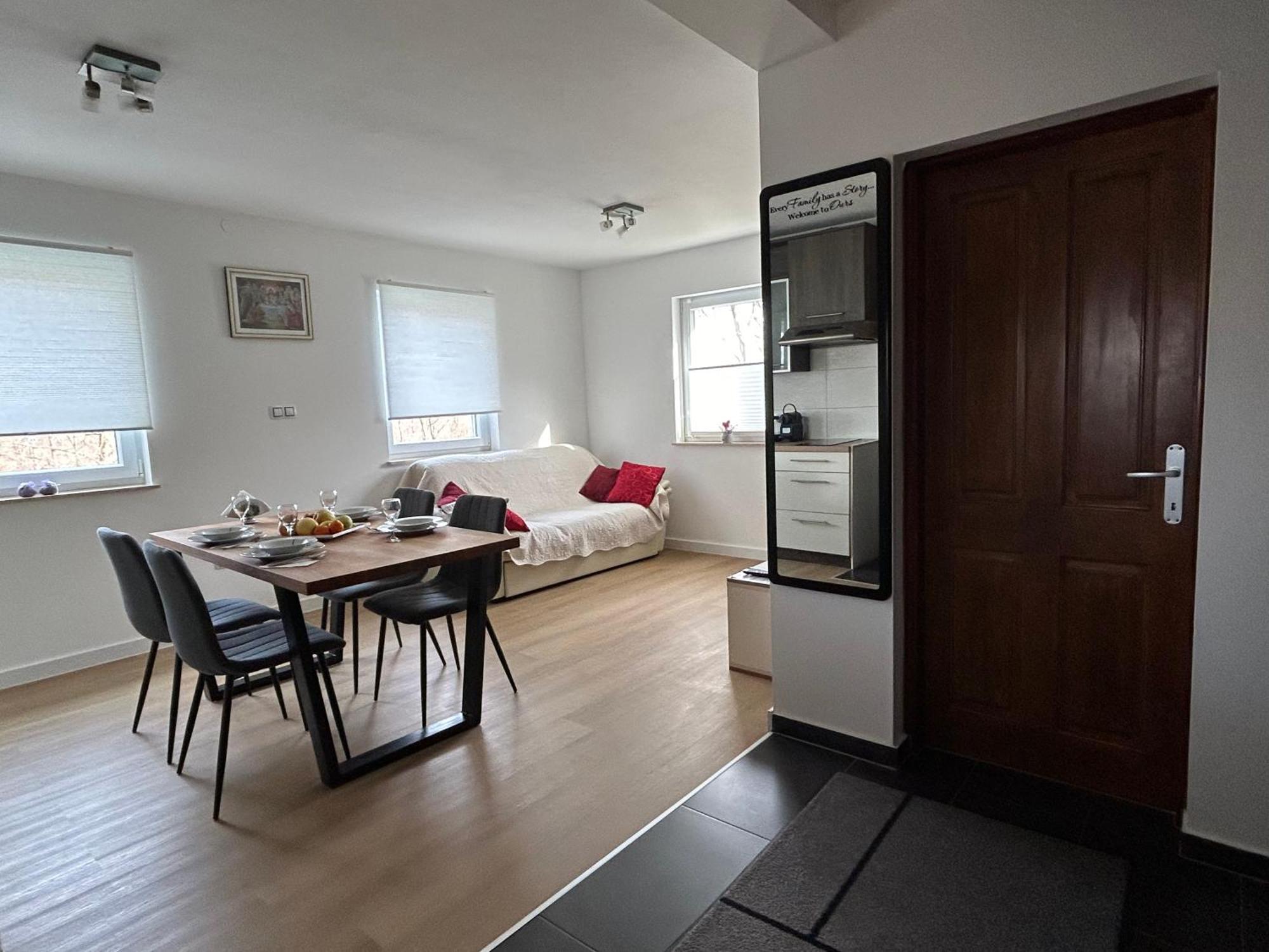 D.I.M. Holiday House Селище Дрезницко Екстериор снимка